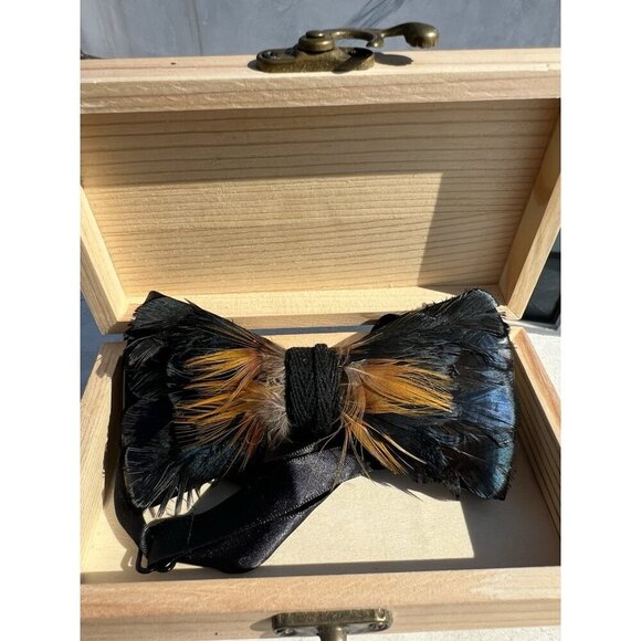 Luxury Bowtie collection green gold faux feather leather bowtie 19 in adjustable - Picture 6 of 11